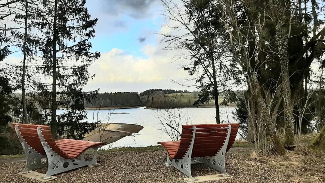 Buetgenbach Ferienhaus Lorea Экстерьер фото